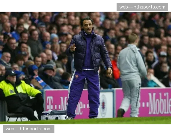 官方：佛罗伦萨与队长比拉吉续约至2028年