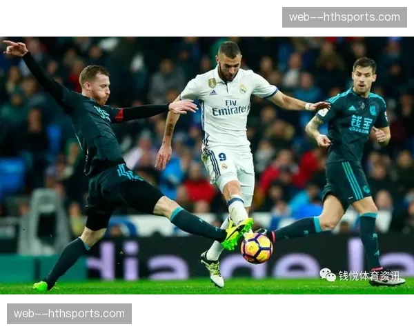 深度战术板：解析皇家社会如何通过三人掩护跑位创造角球得分机会。