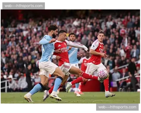 争冠悬念延续至末轮，数据模型显示曼城与阿森纳夺冠概率仅差3.2%