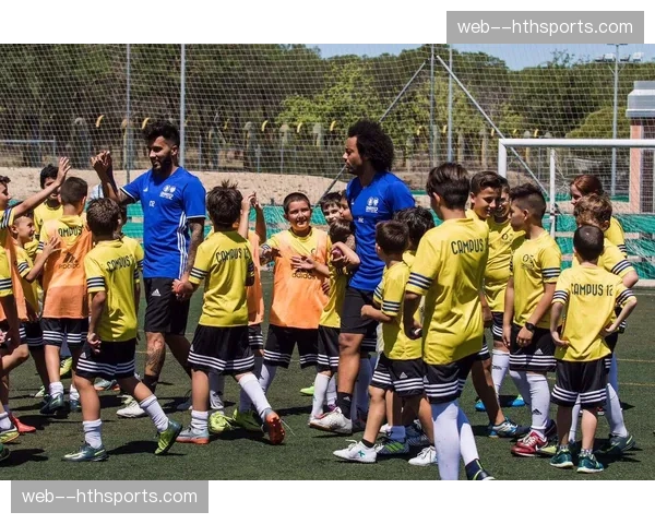 通讯：马德里郊区青训营的报告——西班牙新一代球员的技术培养更注重身体与对抗